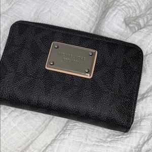 Small Michael Kors wallet